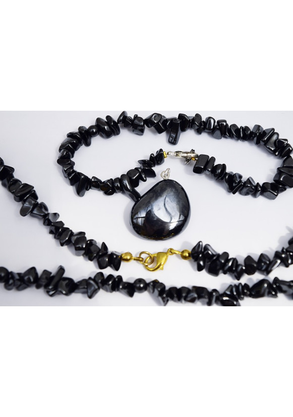 HEMATITE COLLIER