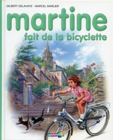 MARTINE 21 FAIT DE LA BICYCLETTE